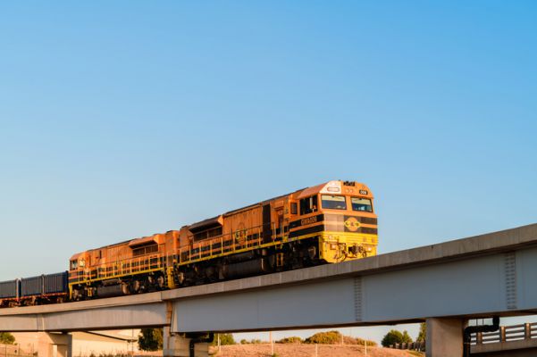 December-2024-Freight-Train-in-Adelaide